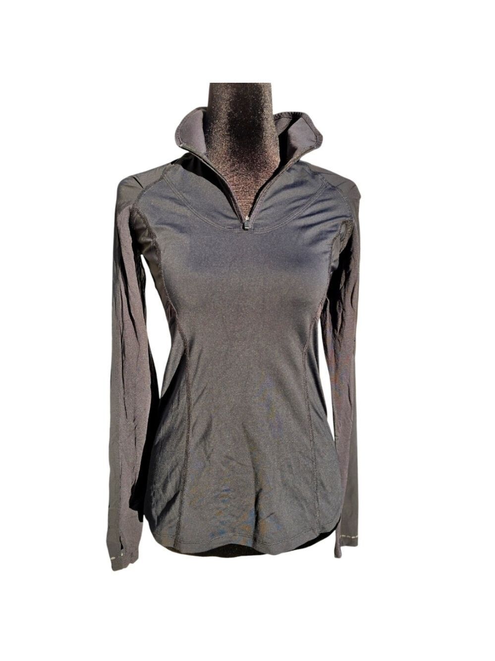 Lululemon trail bound jacket size 4